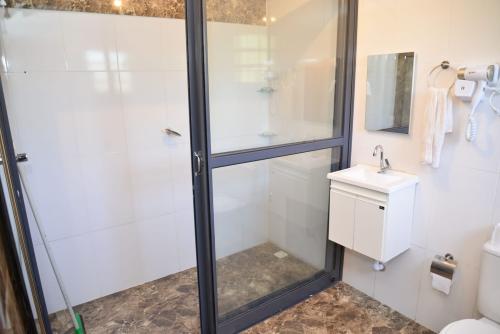 suite_9_standardterreo_parkdoslagos_13