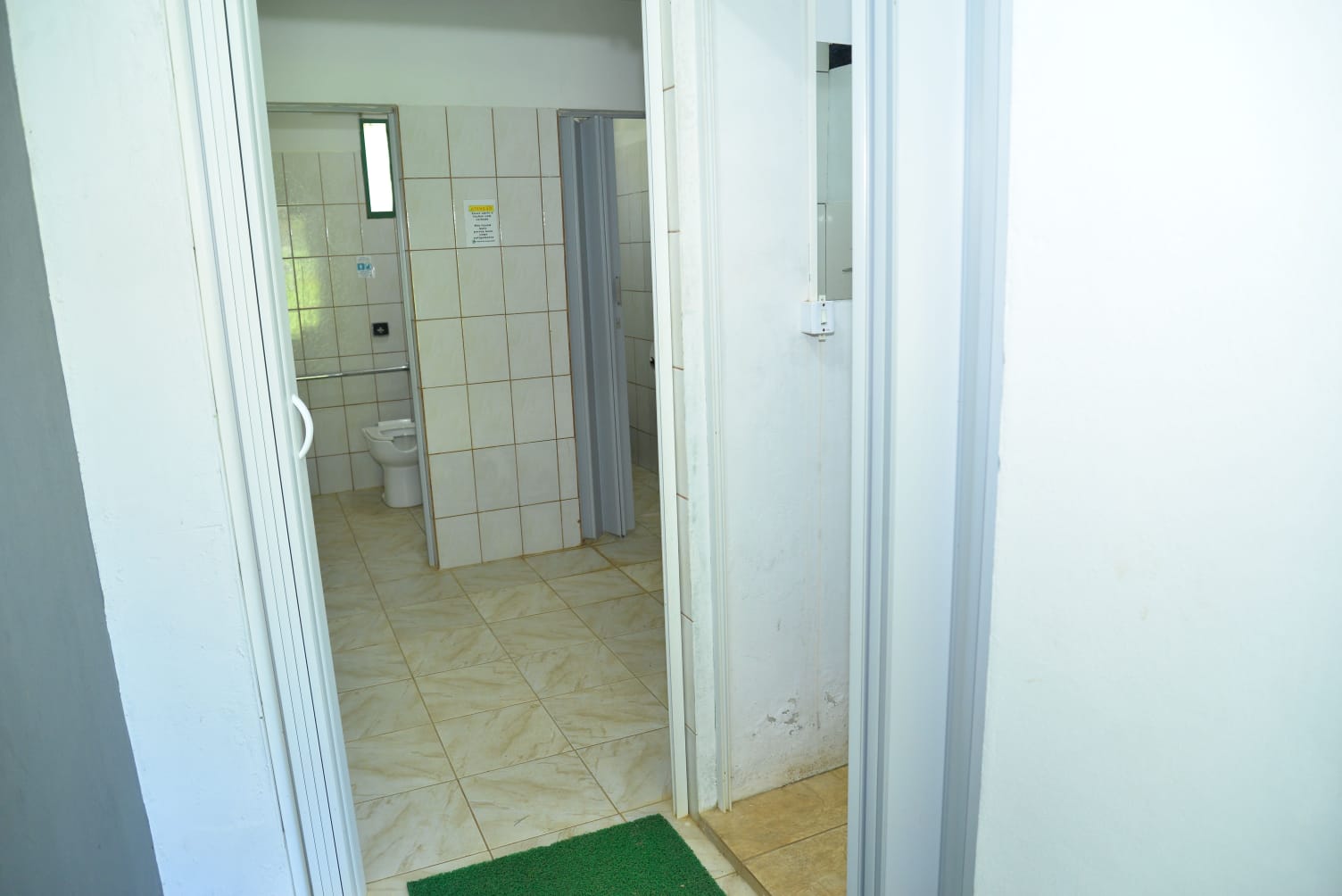 wc-masculino-camping-parkdoslagos (30)